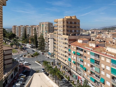 Venta Piso Motril. Piso de cuatro habitaciones Novena planta con terraza