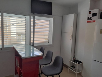 Venta Piso San Bartolomé de Tirajana. Piso de una habitación en Jamaica 24.