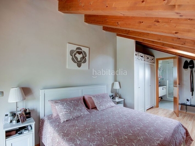 Casa con 6 habitaciones con parking, piscina, aire acondicionado y vistas a la montaña en Sant Fost de Campsentelles