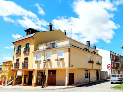 Casa en Cacabelos