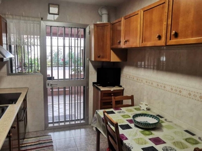 Venta Casa adosada Algeciras. Con terraza 143 m²