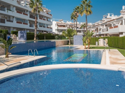 Apartamento en venta en Villamartin, Orihuela, Alicante