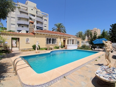 Chalet en venta en Torrevieja, Alicante