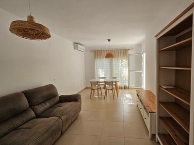 En alquiler, precioso Apartamento de 2 dormitorios en planta baja, en Churriana, Málaga