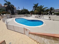 Venta de piso con piscina en Los Cristianos (Arona)