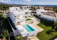 Chalet en venta en Nueva Andalucia, Marbella, Málaga