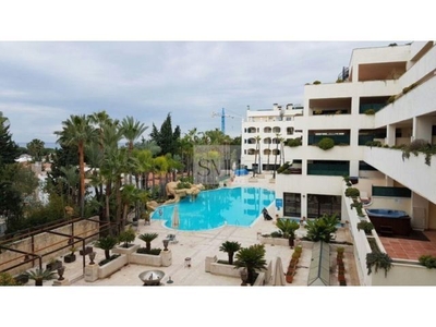 Apartamento en Hotel Guadalpin - Marbella