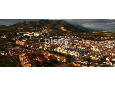 Casa adosada en alquiler en Churriana