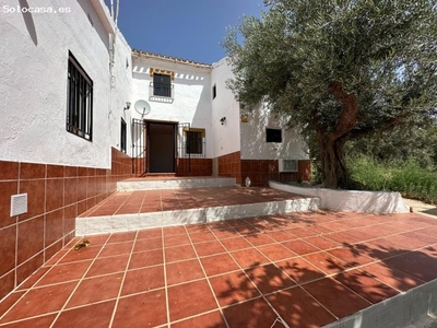 Casa de campo 120 m2 construidos en Vva. del Trabuco (Málaga).