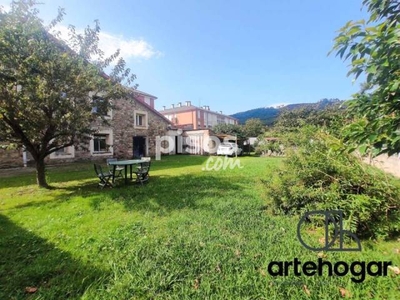 Casa en venta en Los Corrales de Buelna