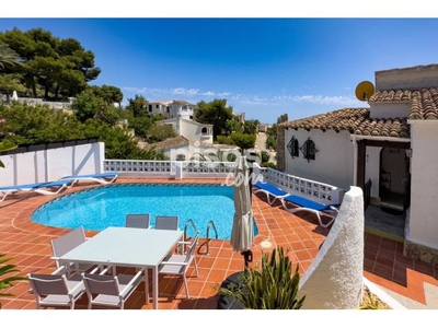 Chalet en venta en Cala Advocat-Baladrar