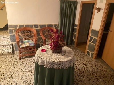 EN VENTA CASA EN BURBÁGUENA (TERUEL)