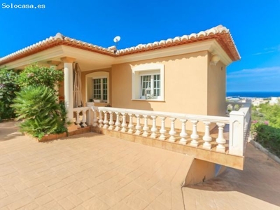 EXCLUSIVA VIVIENDA EN MONTGO CON CALIDADES Y VISTAS ESPECTACULARES