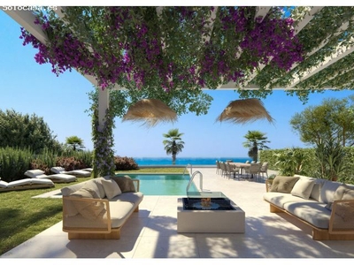 Increíble villa de lujo en primera línea de playa con ascensor y piscina privadas