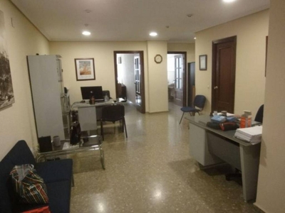 Oficina - Despacho en alquiler Sevilla Ref. 93964385 - Indomio.es