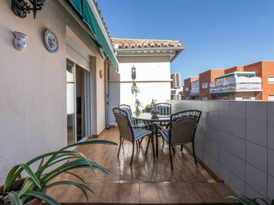 Venta Piso Granada. Piso de dos habitaciones en Pedro Antonio De Alarcon 21. Sexta planta con terraza