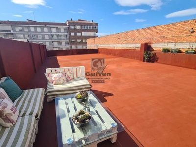 Venta Piso Ourense. Piso de cuatro habitaciones Con terraza