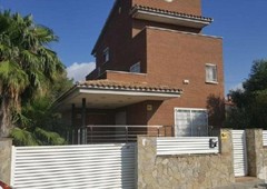 Venta Casa adosada El Vendrell. 344 m²