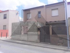 Venta Casa adosada en Calle Arrayan Aznalcázar. A reformar 139 m²