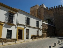 Venta Casa unifamiliar Carmona. Buen estado con terraza 270 m²