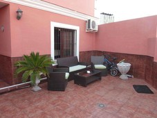 Venta Casa unifamiliar Mairena del Alcor. Con terraza 140 m²