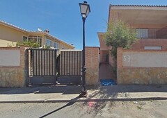 Chalet pareado en venta en Avenida Olivos (de Los), 45112, Burguillos De Toledo (Toledo)