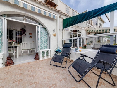 Venta Casa adosada en Camas Torrevieja. Con terraza 66 m²