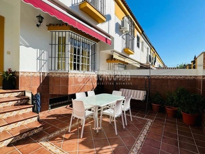 Venta Casa adosada Jerez de la Frontera. 179 m²