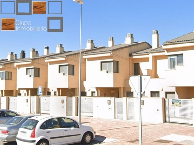 Venta Casa unifamiliar en Av Union Europea 10 Ávila. Buen estado 211 m²