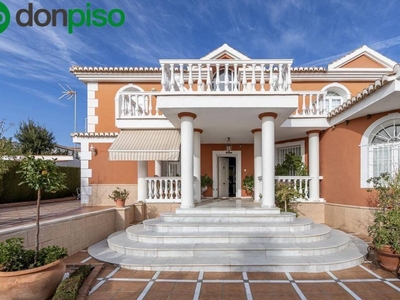 Venta Casa unifamiliar en Camacho Villa de Otura. Con terraza 557 m²