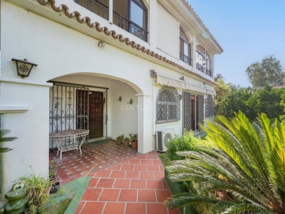 Venta Casa unifamiliar Marbella. Buen estado con terraza 288 m²