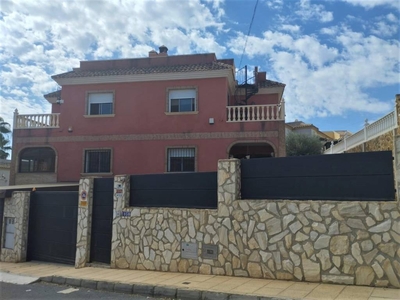 Venta Casa unifamiliar San Miguel de Salinas. Con terraza 160 m²