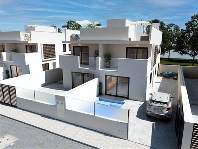Venta Casa unifamiliar San Pedro del Pinatar. Con terraza 150 m²