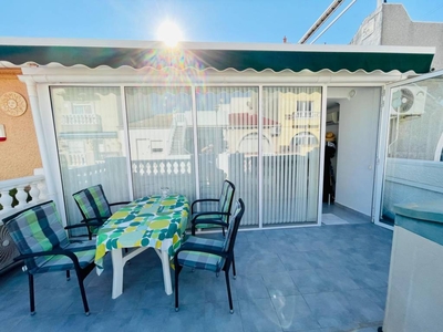 Venta Casa unifamiliar Torrevieja. Con terraza 65 m²