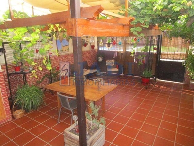 Venta Casa unifamiliar Valdepeñas. Con terraza