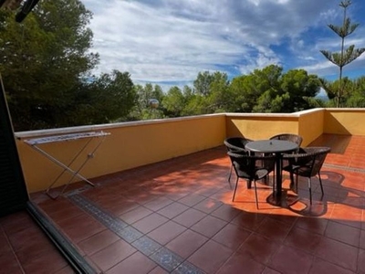 Alquiler de dúplex en Els Munts de 3 habitaciones con terraza y piscina