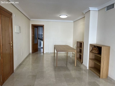 Apartamento en Alquiler en Benahavís, Málaga