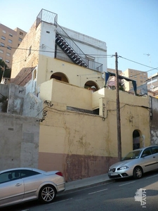 Casa de pueblo en venta en Avenida Anselm De Riu, Planta Baj, 08924, Santa Coloma De Gramenet (Barcelona)