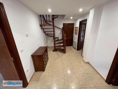 Duplex de alquiler en Calle Barasona, Binefar