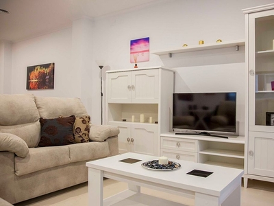 Estudio en alquiler en Fátima - Levante con muebles y aire acondicionado