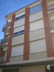Piso en venta en Sollana de 3 habitaciones con balcón