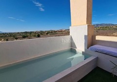 Ático con 2 habitaciones con ascensor, piscina y aire acondicionado en Murcia