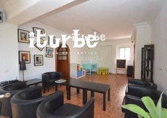 Casa en venta , con 338 m2, 8 habitaciones y 1 baños y aire acondicionado. en Marbella