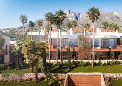 Casa pareada villas de diseño en una ubicación distinguida, llevando la vida de lujo a un nivel completamente nuevo en Marbella