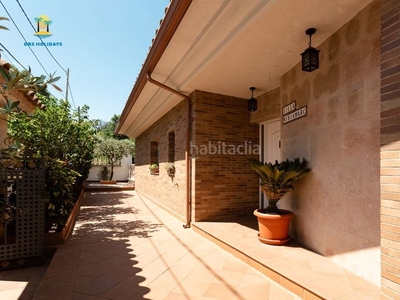 Alquiler casa en avinguda arbres villa Serra Brava en Lloret de Mar