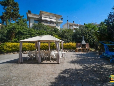 Alquiler casa en carrer maurici serrahima villa miraflores en Lloret de Mar