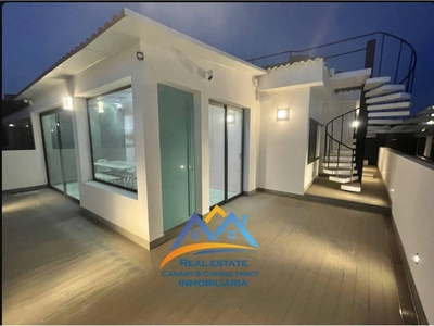 Alquiler Casa unifamiliar en Avenida touroperador kuoni San Bartolomé de Tirajana. Buen estado con terraza 95 m²