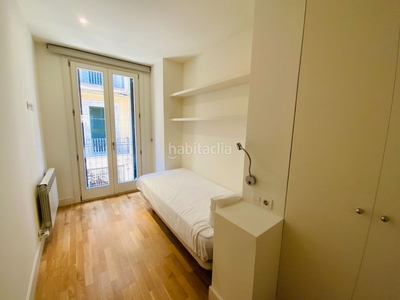 Alquiler piso en carrer nord apartamento con encanta y fantastica terraza en Girona
