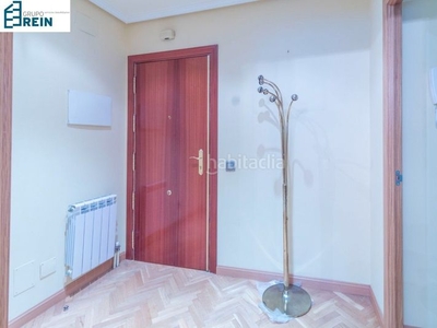 Alquiler piso en ercilla 40 piso reformado totalmente exterior con 3 hab y 2 baños en calle ercilla con esquina vallejo najera. en Madrid