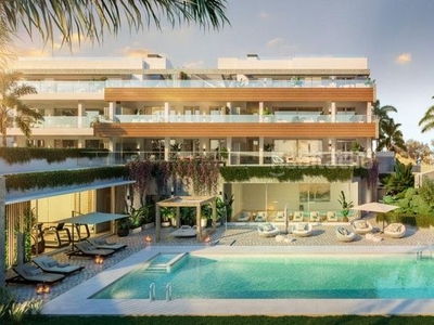 Apartamento con 3 habitaciones con parking, piscina, calefacción y aire acondicionado en Marbella